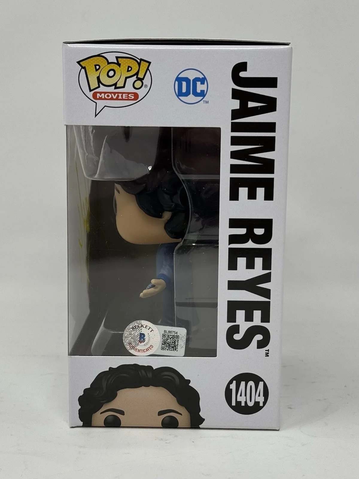 Xolo Mariduena — Xolo Mariduena Signed Blue Beetle Jaime Reyes Funko Pop #1404 Autograph BAS COA, image 3