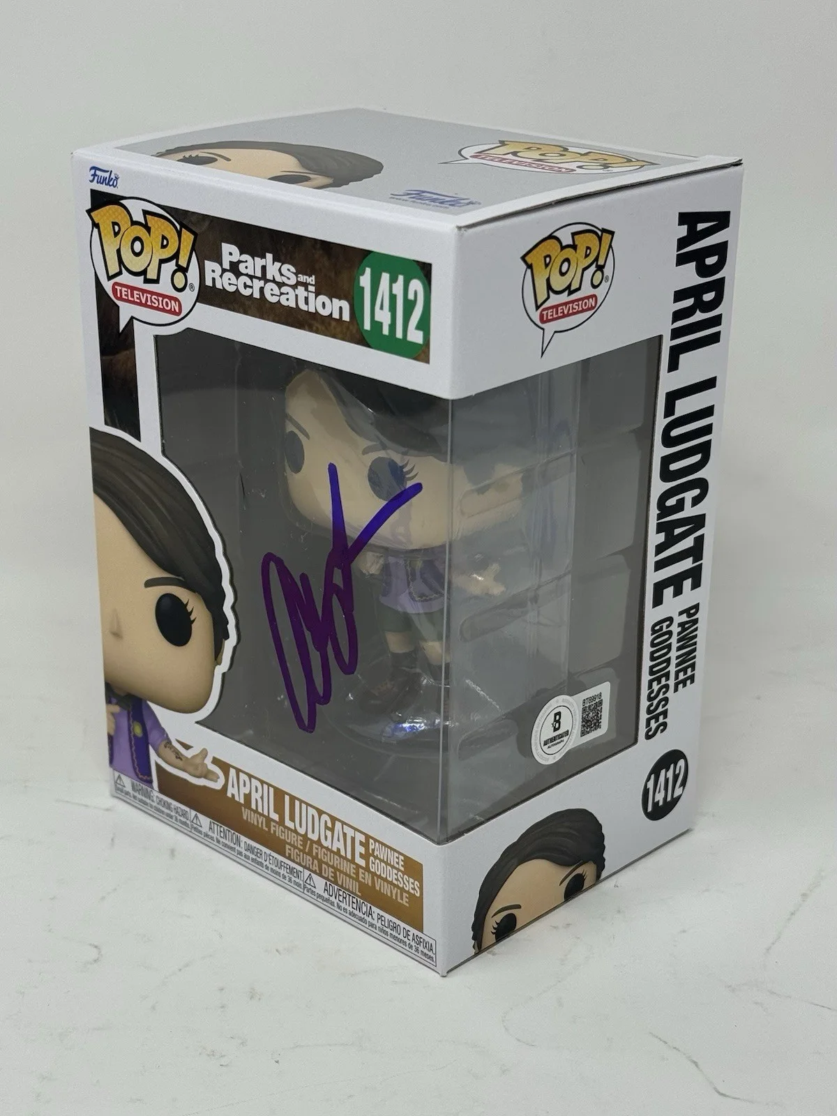 Aubrey Plaza — Aubrey Plaza Signed April Ludgate Funko Pop Parks and Recreation Beckett COA, изображение 3