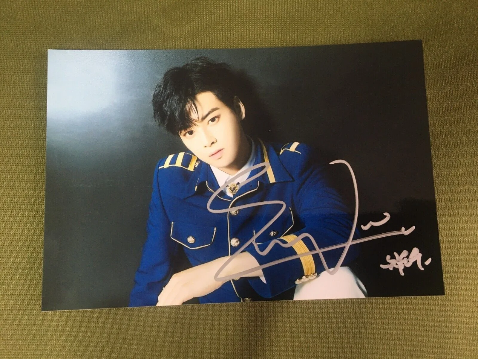 ASTRO Cha EunWoo ALL LIGHT Autographed Photo 4*6 Autographs Signed K-POP 2019A, image 3