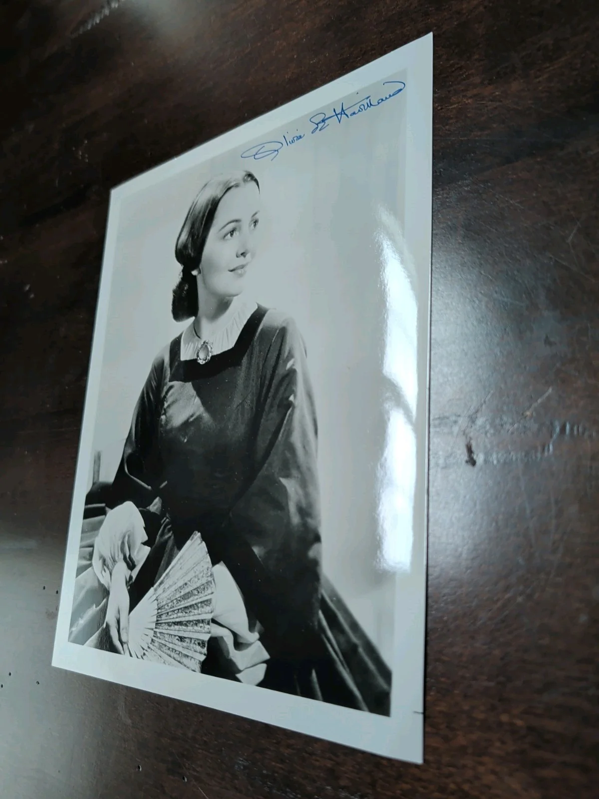 Olivia de Havilland — Olivia de Havilland Signed GWTW Melanie 8x10 Photo + Rare 1995 Provenance Letter, изображение 4