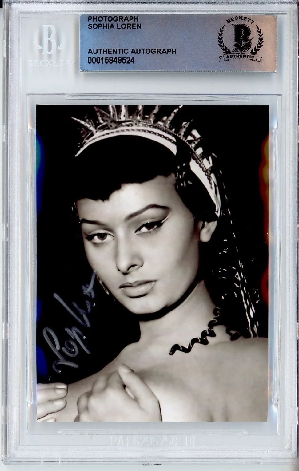 Sophia Loren — SOPHIA LOREN AUTOGRAPH PHOTO BAS BECKETT COA SIGNED SEXY & HOT CROWN PHOTOGRAPH