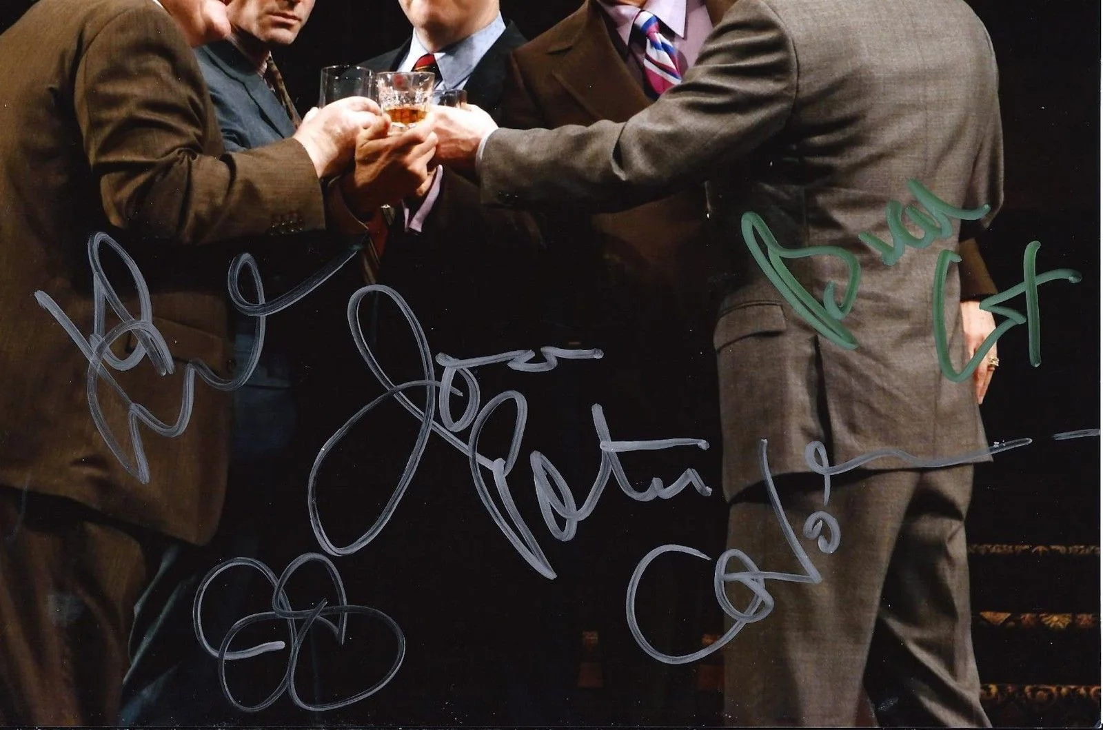 Koefer Sutherland, Chris Noth, Brian Cox, Jason Patric — Kiefer Sutherland, Chris Noth, Jason Patric, Jim Gaffigan Brian Cox signed Photo, изображение 2