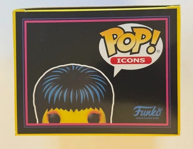 Elvira — Elvira Signed 40 Years Back Light Funko #68 Autographed OCCM COA, изображение 5