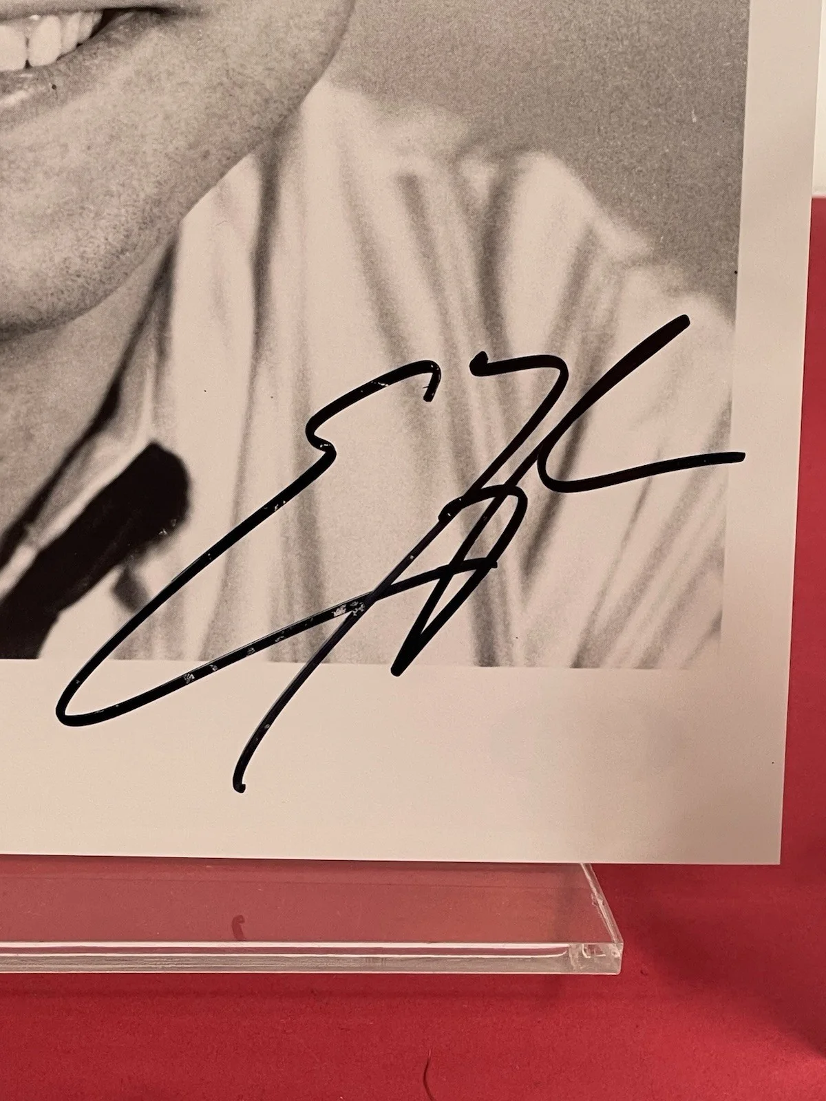 ERIC MENYUK Star Trek NG " The Traveler" PSA Certified Hand Signed 8x10 (#2), изображение 2