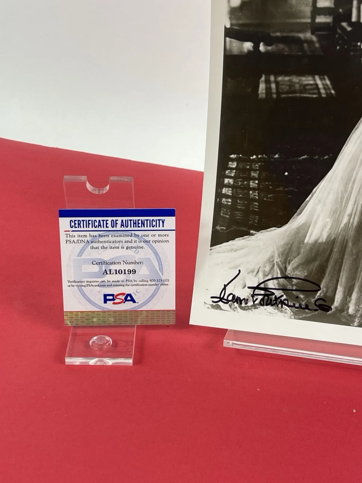 Joan Fontaine (RIP) PSA COA Certified Authentic Hand Signed 8x10, image 2