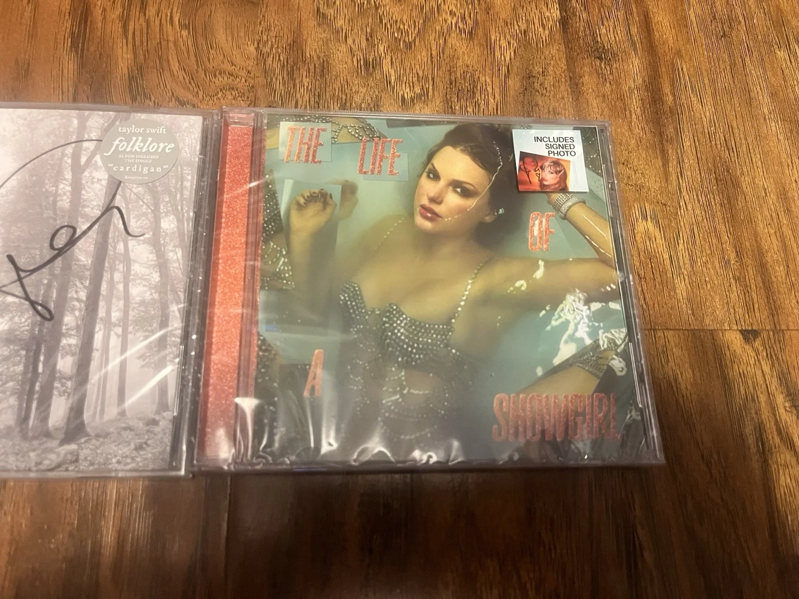 TAYLOR SWIFT SIGNED FOLKLORE CD AND SIGNED THE LIFE OF A SHOWGIRL CD, image 3