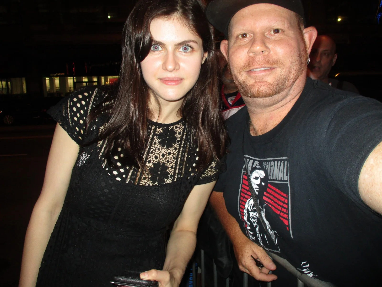 ALEXANDRA DADDARIO — Alexandra Daddario Texas Chainsaw matted signed index card with photo 11x17 #1, изображение 4