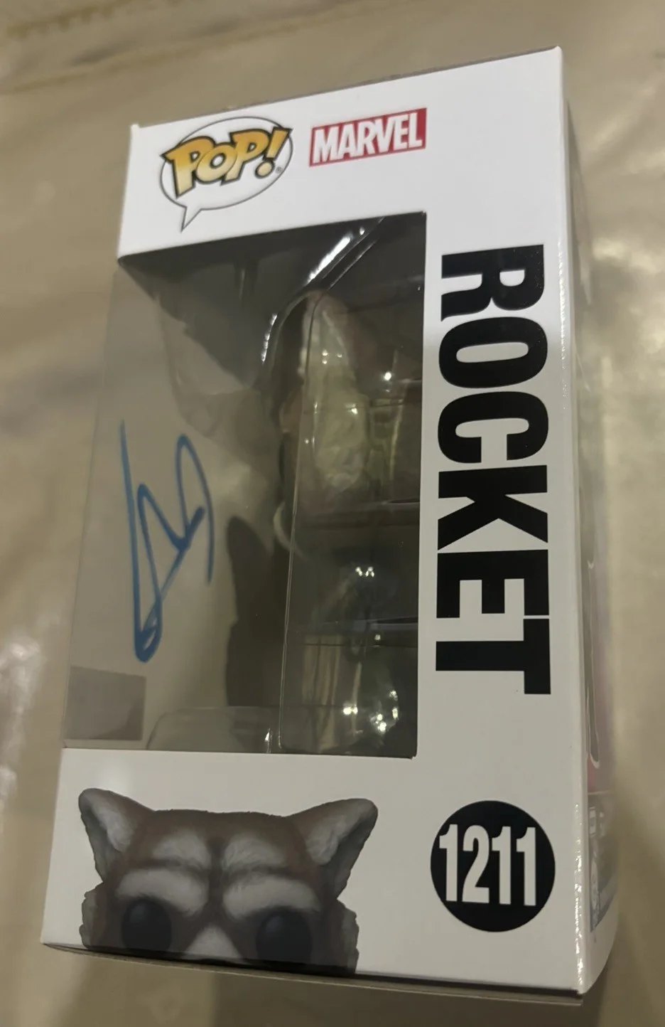 Bradley Cooper — Rocket Raccoon Funko Pop signed by Bradley Cooper Guardians of the Galaxy Vol 3, изображение 3