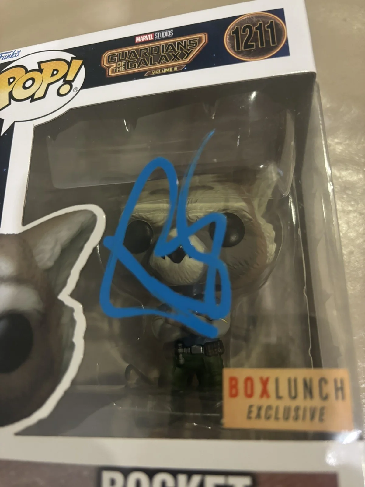 Bradley Cooper — Rocket Raccoon Funko Pop signed by Bradley Cooper Guardians of the Galaxy Vol 3, изображение 2