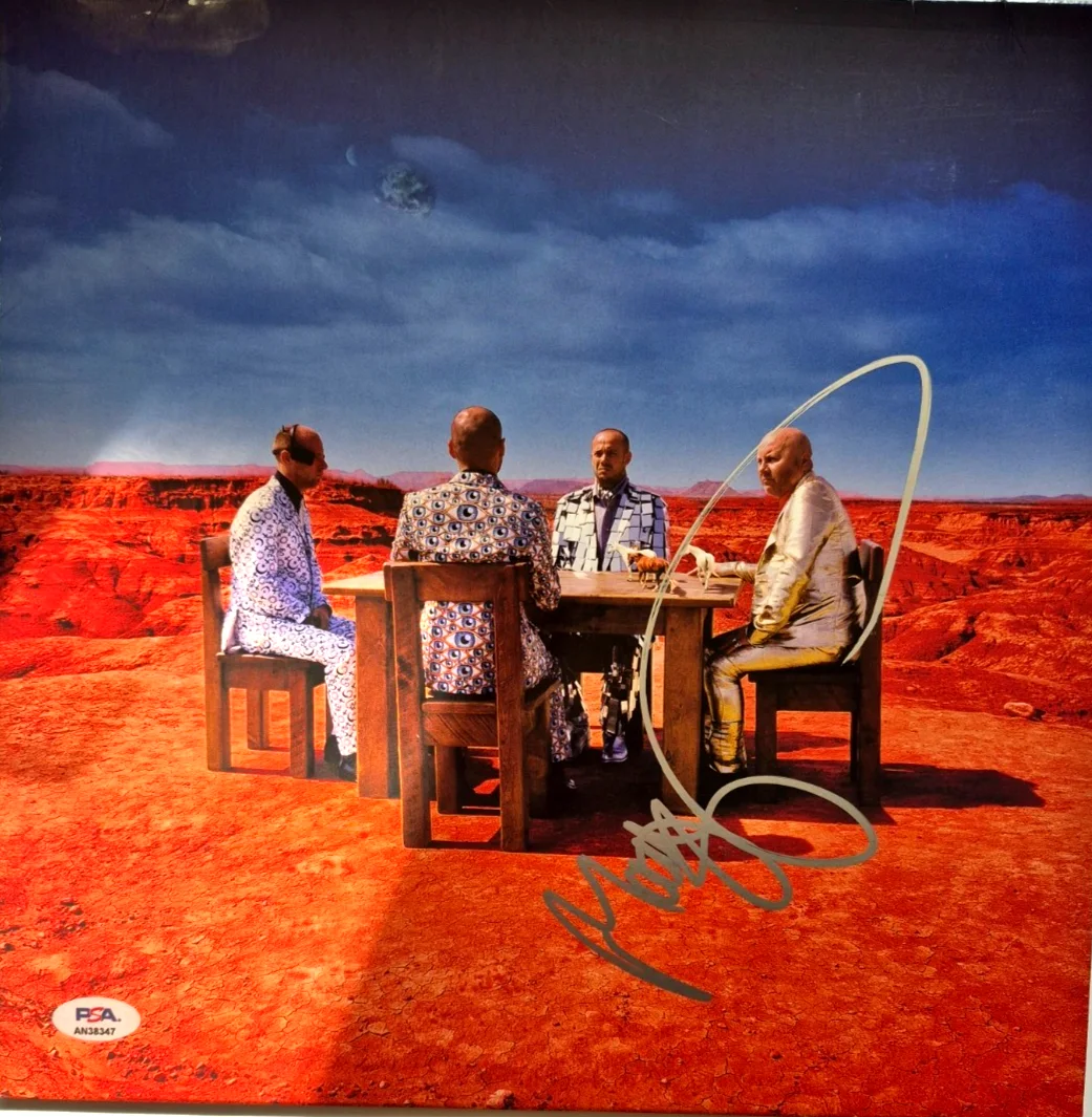 MATTHEW BELLAMY MUSE SIGNED AUTOGRAPHED BLACK HOLES ALBUM VINYL RARE PSA COA, изображение 2