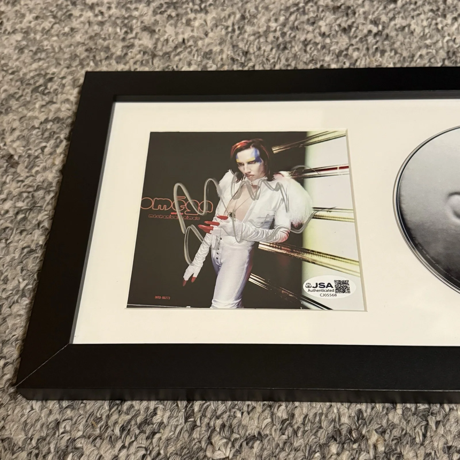 MARILYIN MANSON SIGNED FRAMED MECHANICAL ANIMALS CD JSA COA SMELLS LIKE CHILDREN, image 2