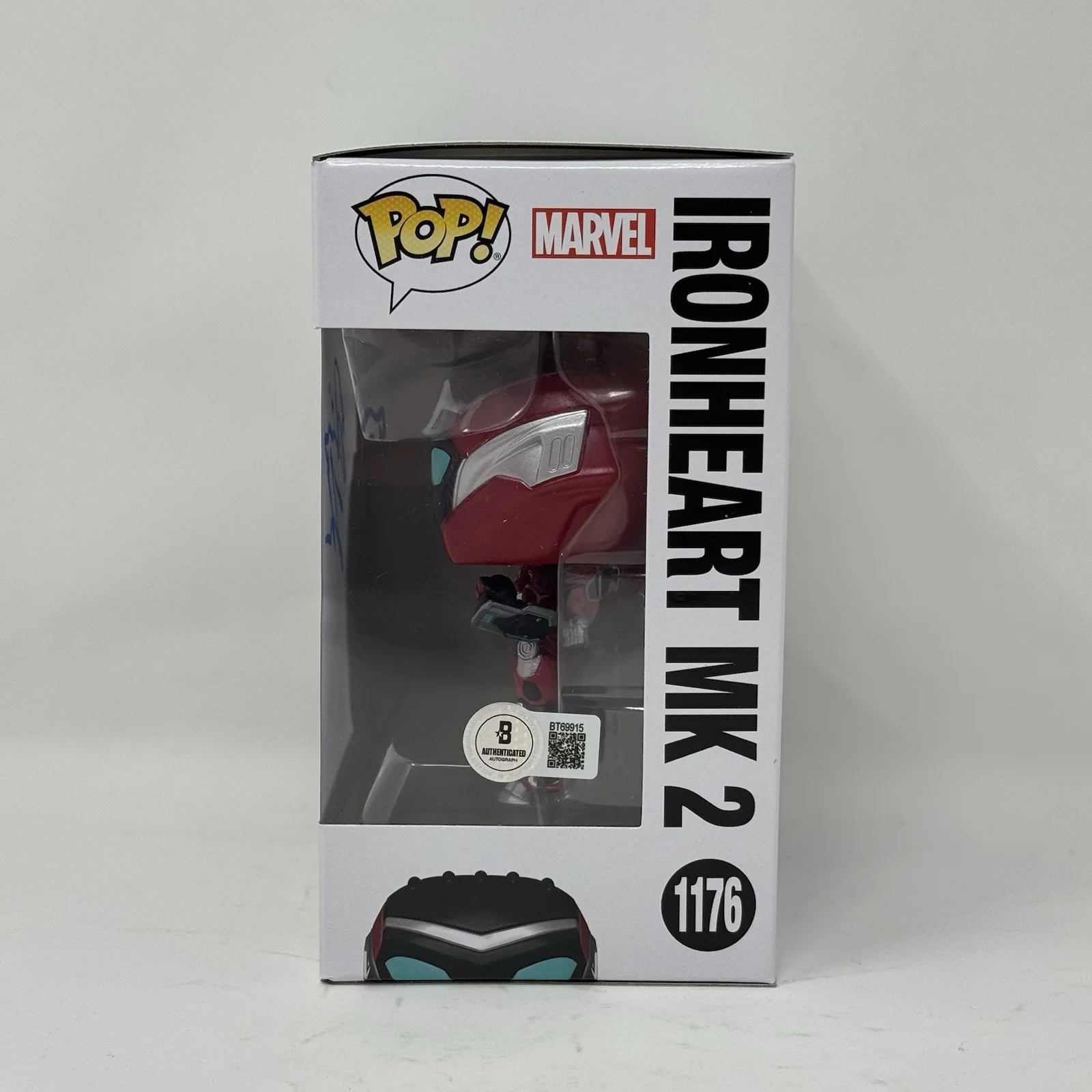 Dominique Thorne — Dominique Thorne Signed Black Panther Ironheart MK 2 Funko Pop Marvel Beckett, image 3
