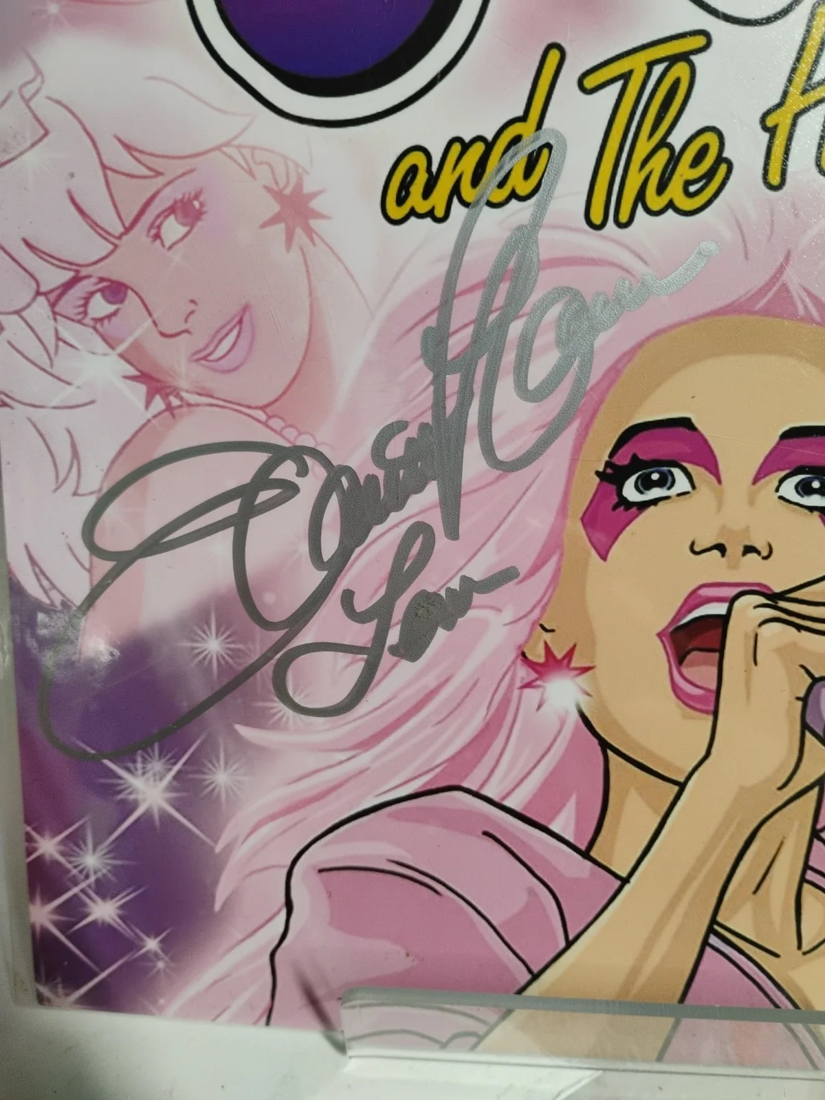 Samantha Newark Autograph Jem and the Holograms 8x10 Photo Beckett Authenticated, изображение 2