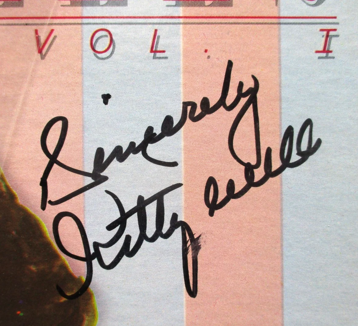 KITTY WELLS Autograph Signed 1979 Vinyl Record Jacket Country, image 2