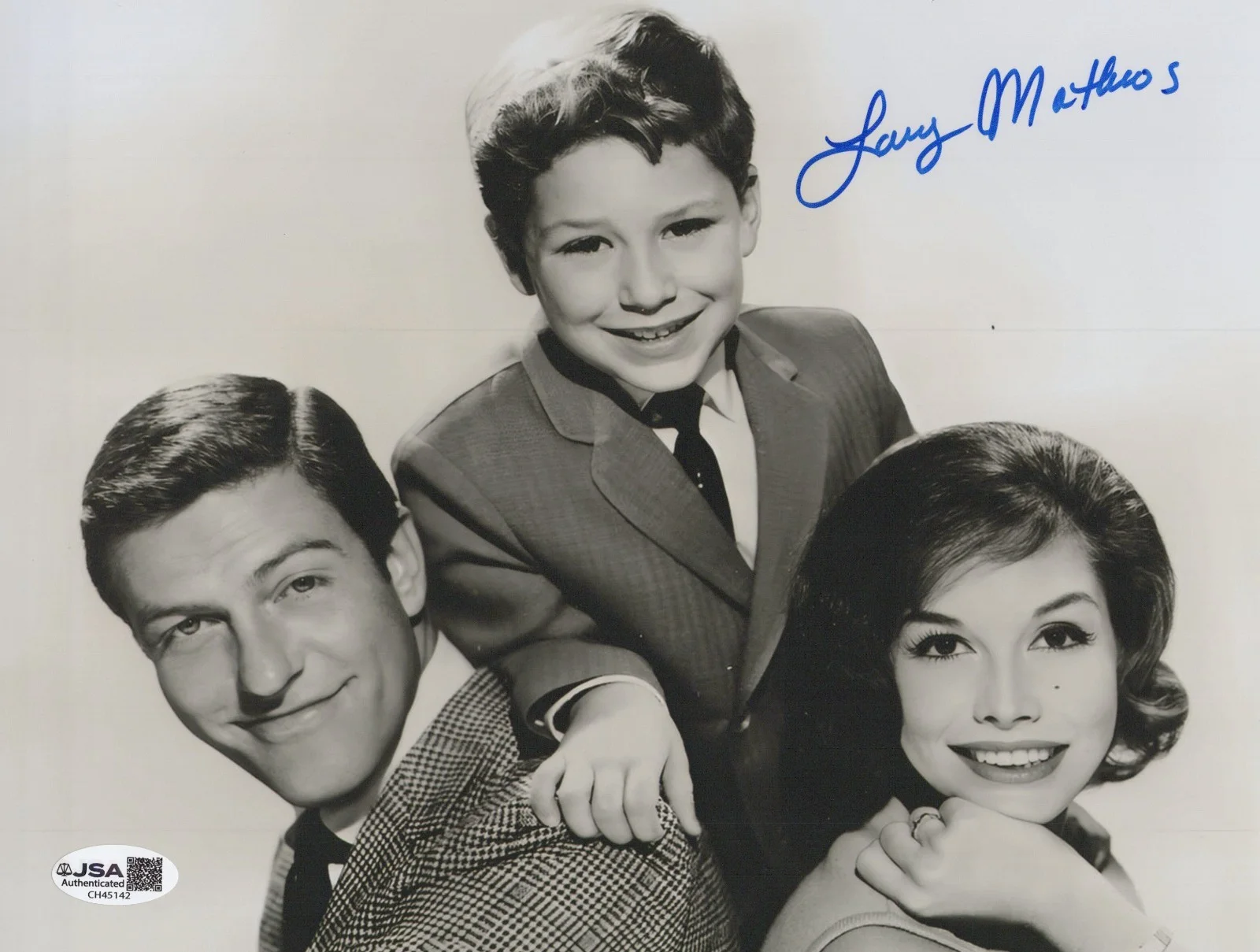 Larry Matthews — LARRY MATTHEWS Signed DICK VAN DYKE SHOW 8x10 Photo RITCHIE Autograph JSA COA