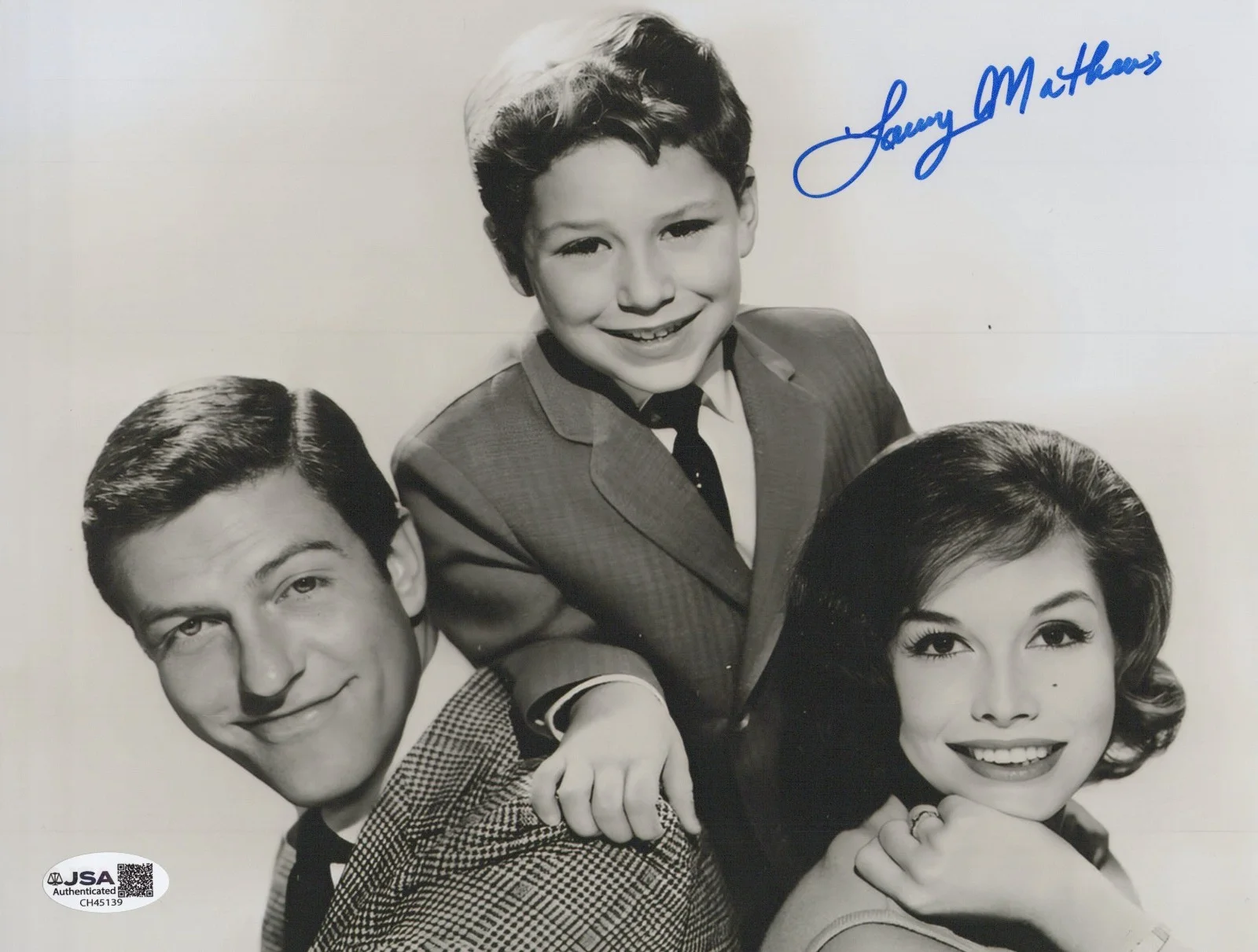 Larry Matthews — LARRY MATTHEWS Signed DICK VAN DYKE SHOW 8x10 Photo RITCHIE Autograph JSA COA