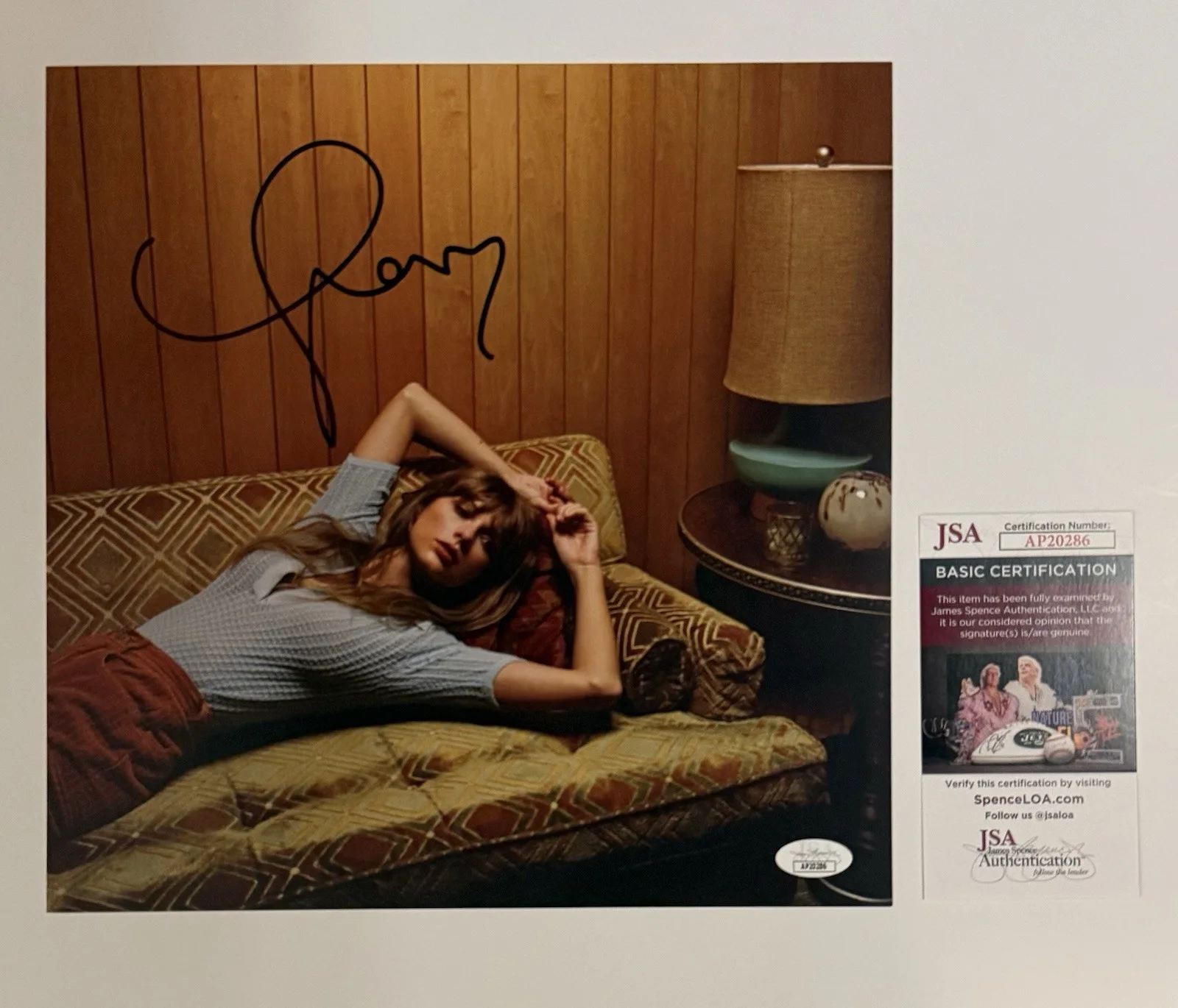 Taylor Swift Signed Midnights Vinyl Album Photo Insert autographed JSA COA, изображение 3