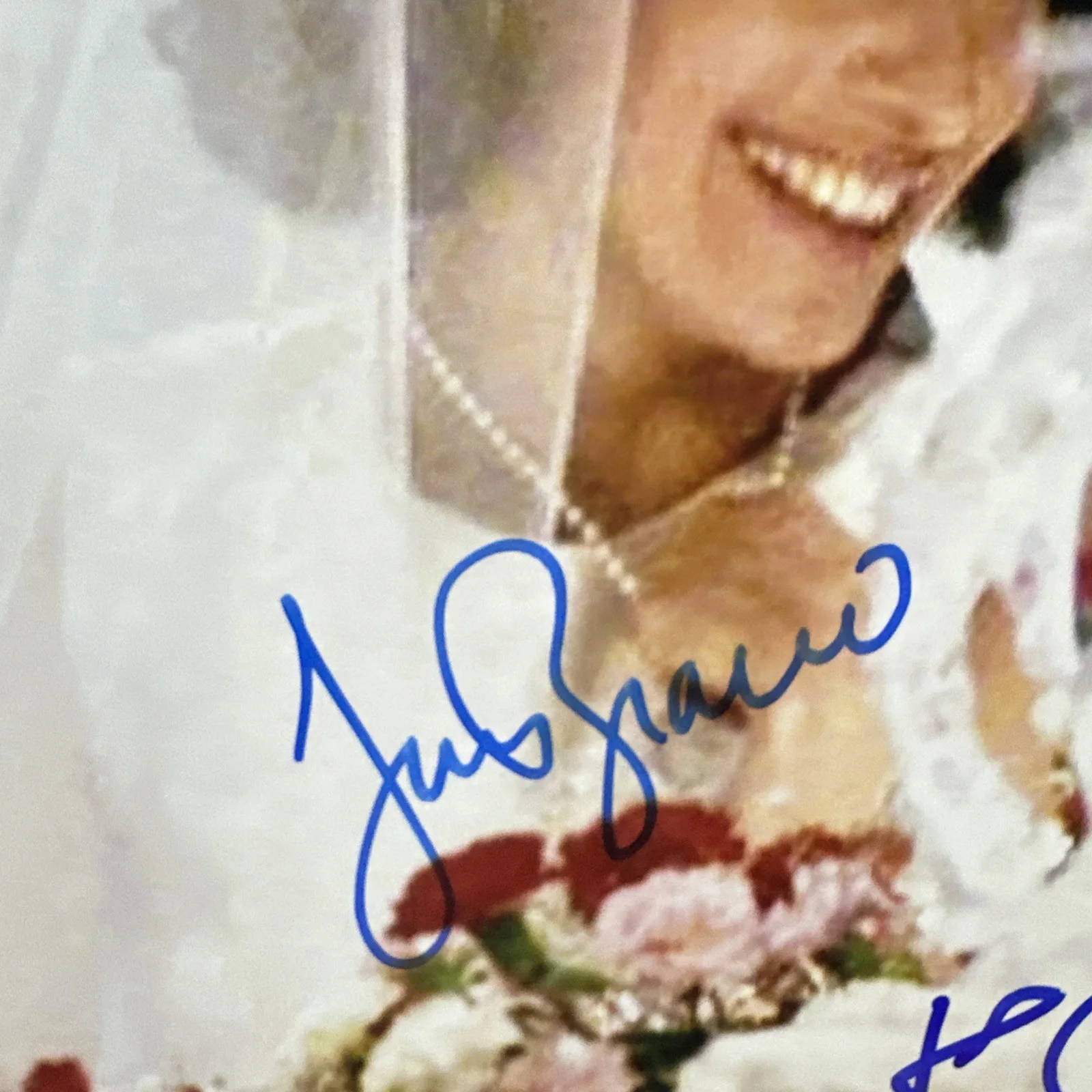 Ray Liotta — Ray Liotta Lorraine Bracco Signed 11x14 Photo Goodfellas Wedding Beckett BAS COA, изображение 2