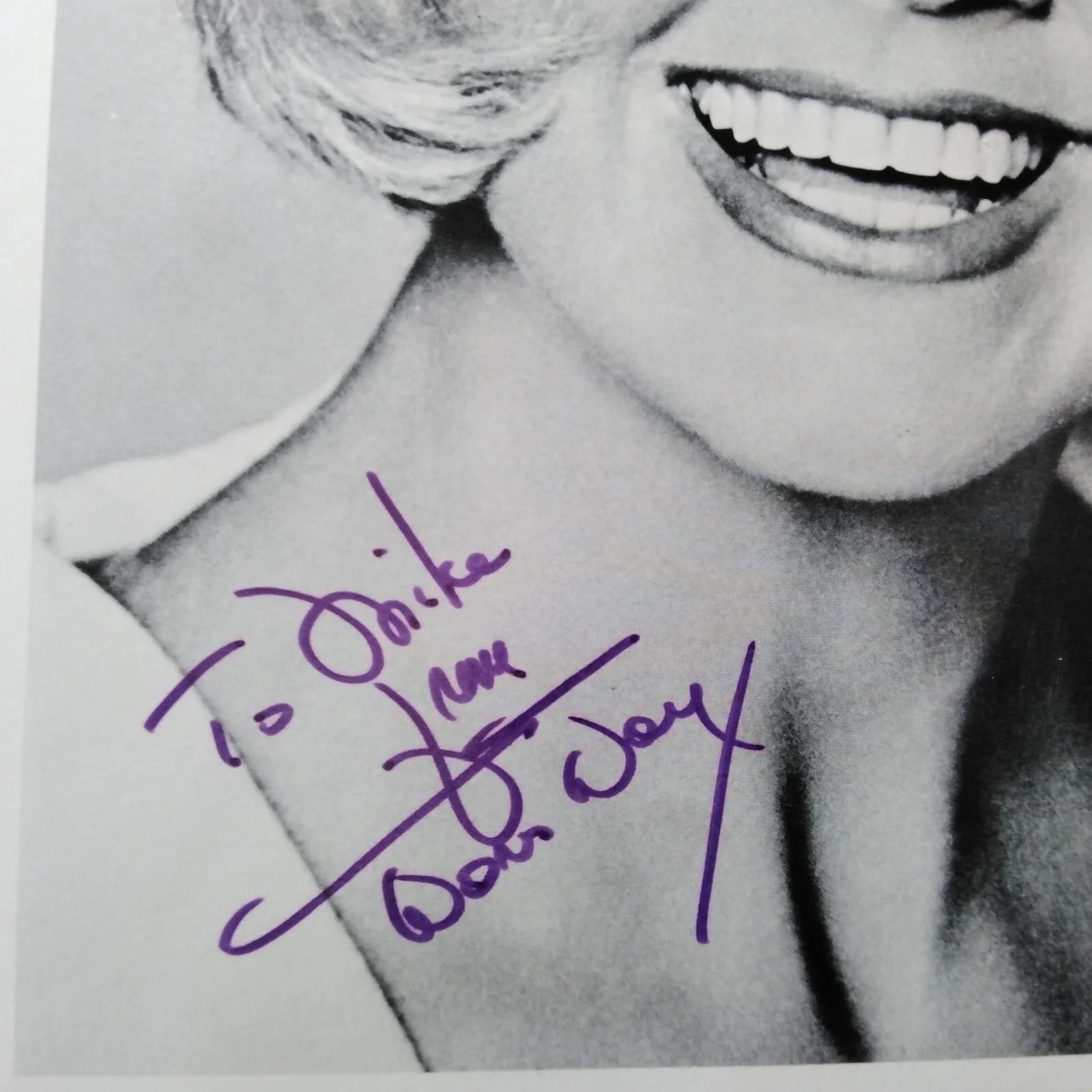 Doris Day SIGNED Photo Movie TV Actress Pillow Talk Love Calamity Jane Que Sera, изображение 3
