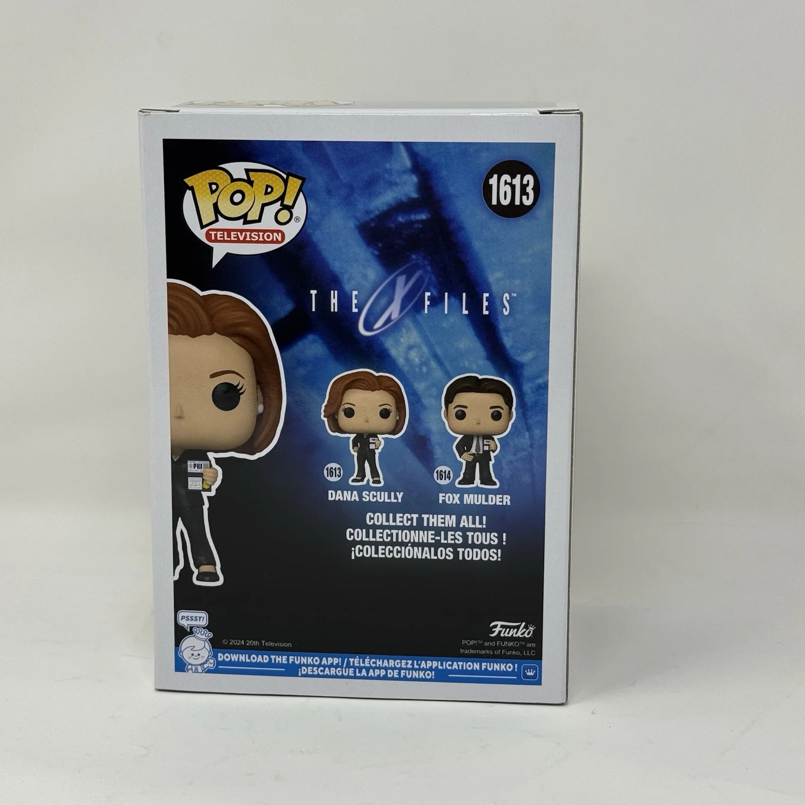 Gillian Anderson — Gillian Anderson Signed The X-Files Dana Scully Funko Pop 1613 Autograph BAS COA, image 4