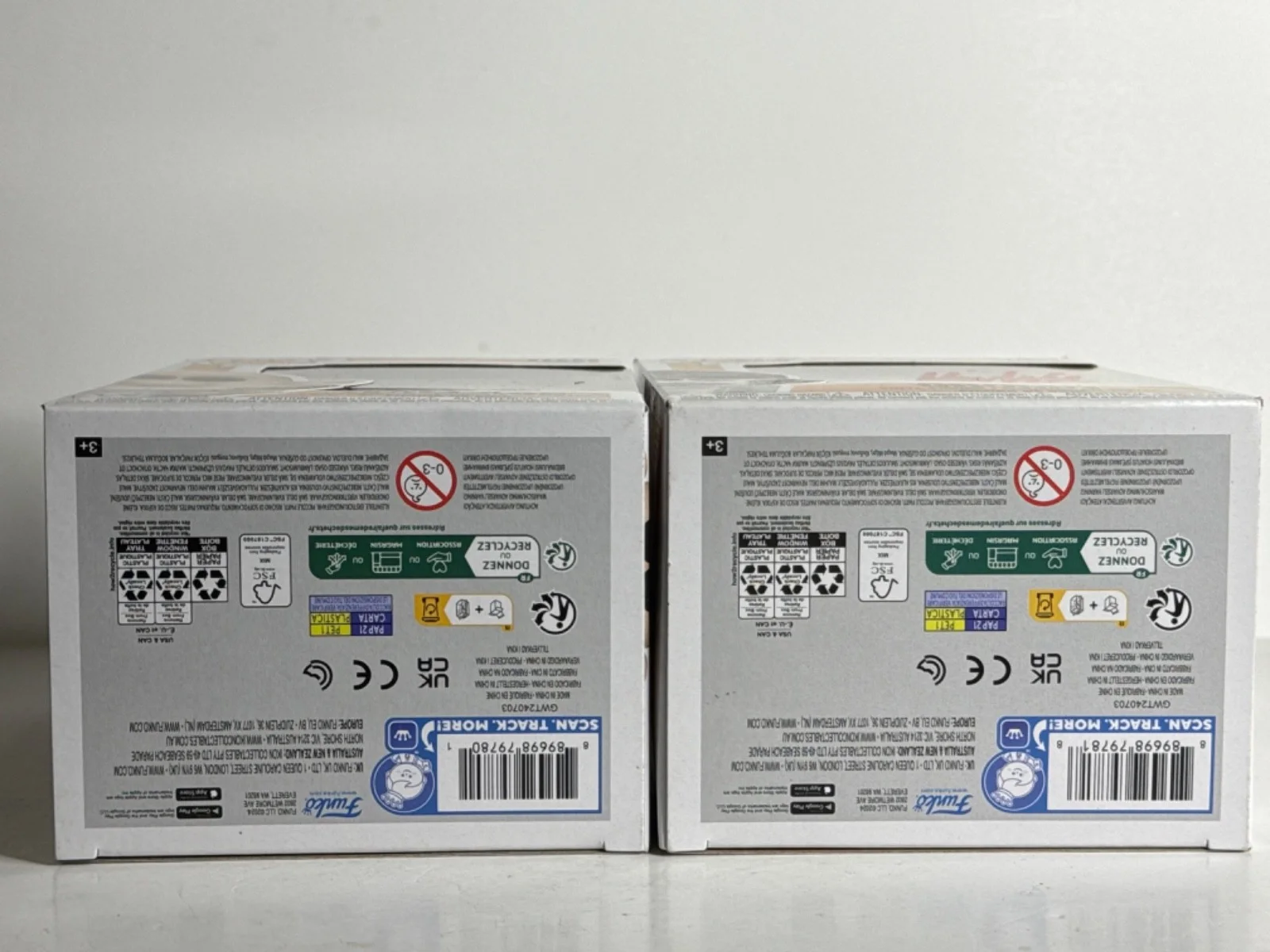 Nick Park — Nick Park & Merlin Crossingham Signed Funko Set Of 2 Wallace & Gromit PSA, image 5