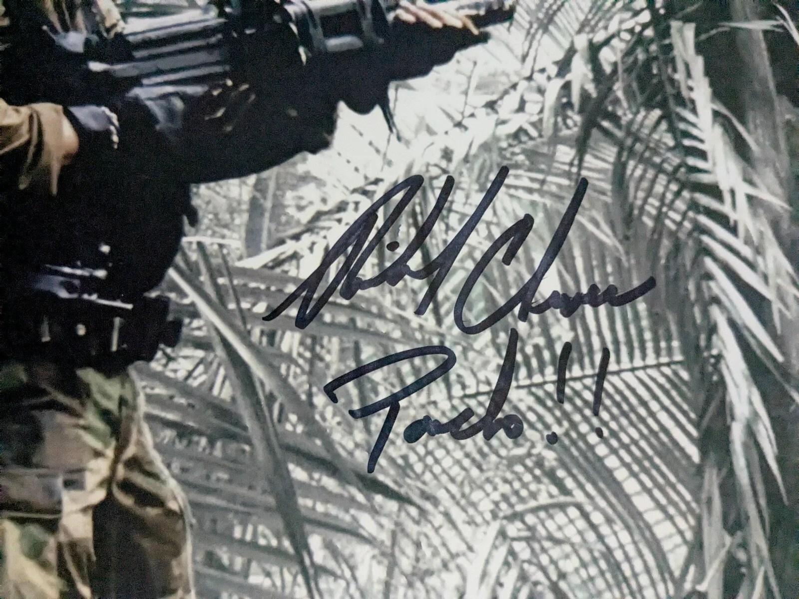 RICHARD CHAVES Signed Predator 8x10 Photo Poncho Autograph JSA COA A, изображение 2