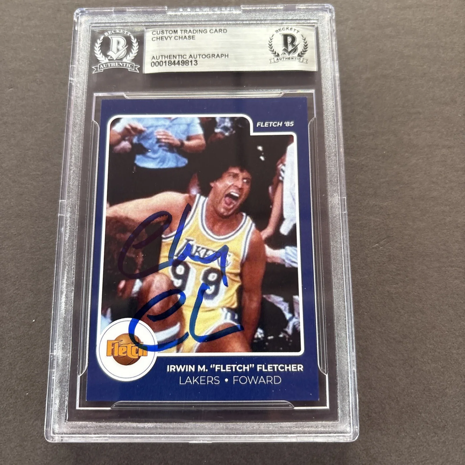 Chevy Chase — Chevy Chase Autographed Signed Fletch 85 Trading Card - Beckett, image 2