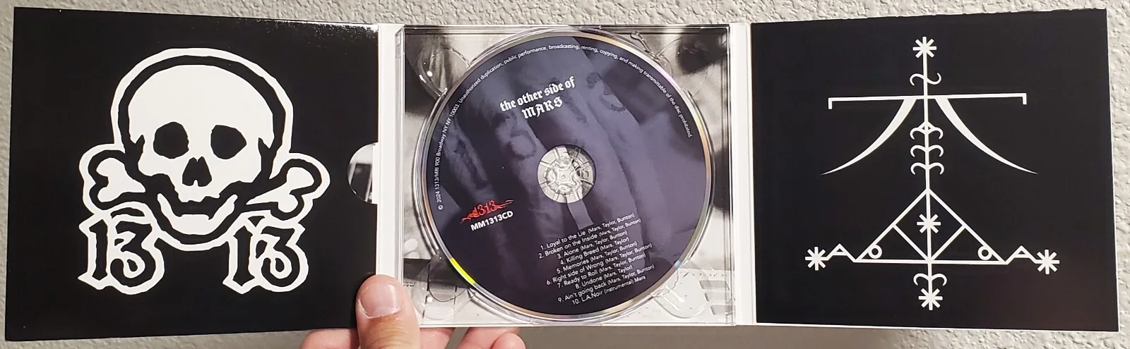 Mick Mars Signed Auto Autograph The Other Side Of Mars CD Motley Crue ROCK Royal, изображение 2