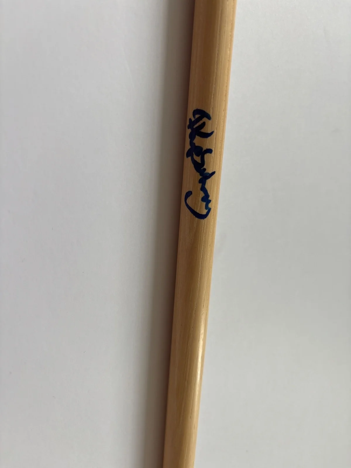 PHILIP SELWAY SIGNED DRUM STICK DRUMSTICK RADIOHEAD BAND DRUMMER OK COMPUTER BAS, image 2