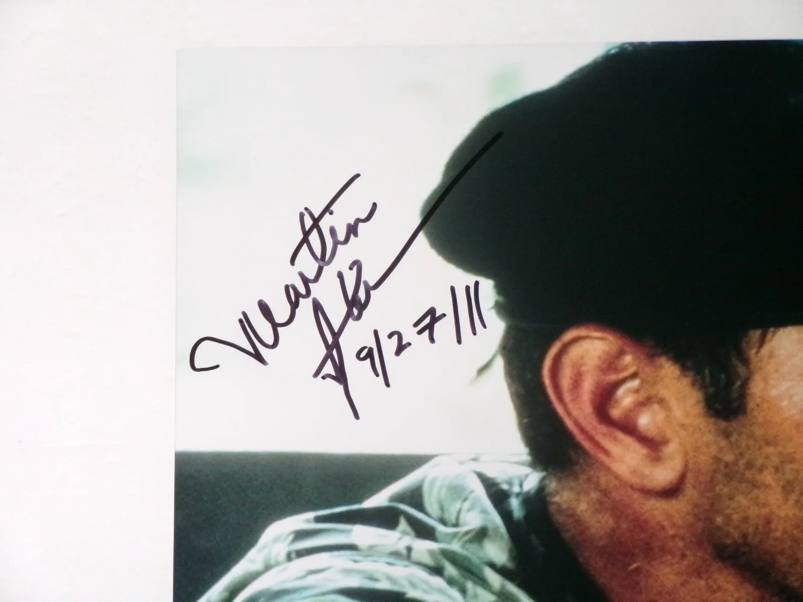 Martin Sheen — Apocalypse Now Martin Sheen 11x14 Color Photo JSA CERT Autograph Dated 9/27/11, изображение 2