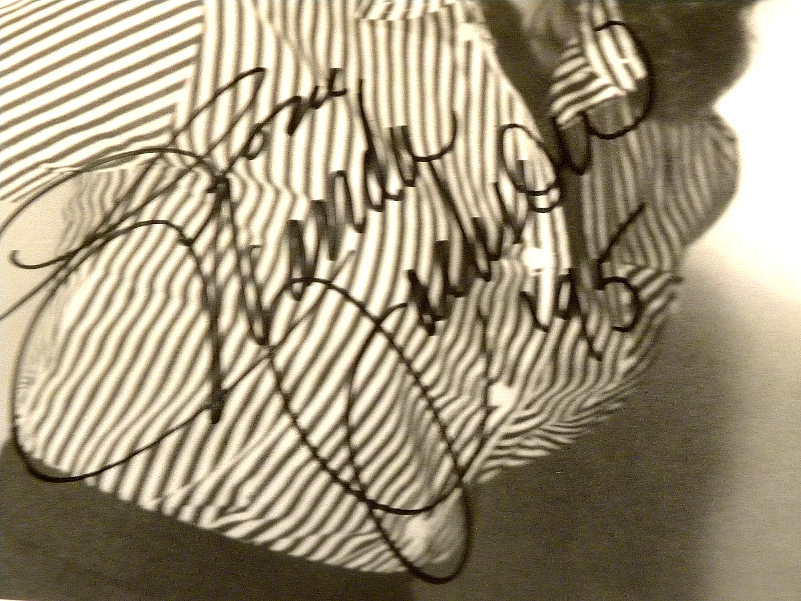 WANDA JACKSON, SIGNED 8 X 10 PROMO PHOTO, image 2