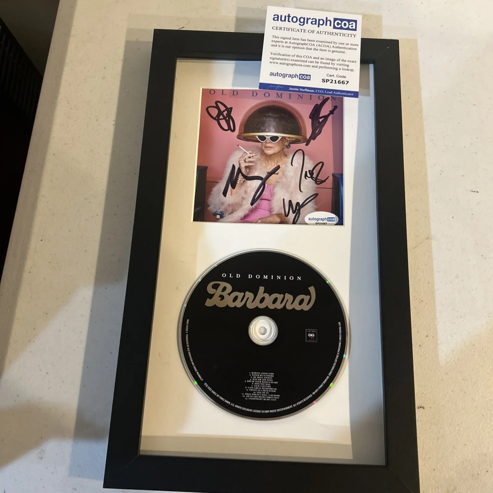 OLD DOMINION SIGNED AUTOGRAPH FRAMED CD DISPLAY ACOA “BARBARA” COUNTRY BAND, image 4