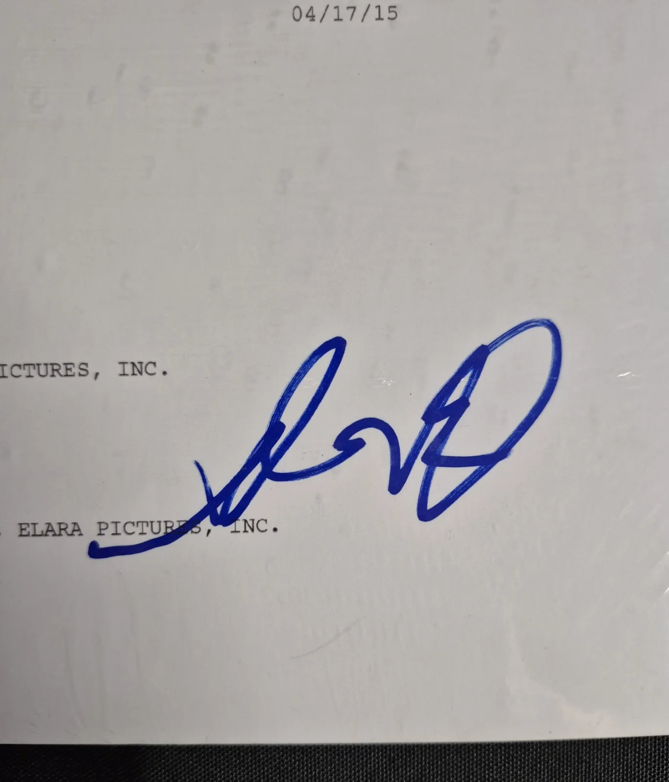 adam sandler — Adam Sandler Signed Movie Script Uncut Gems Beckett Authentication, image 3