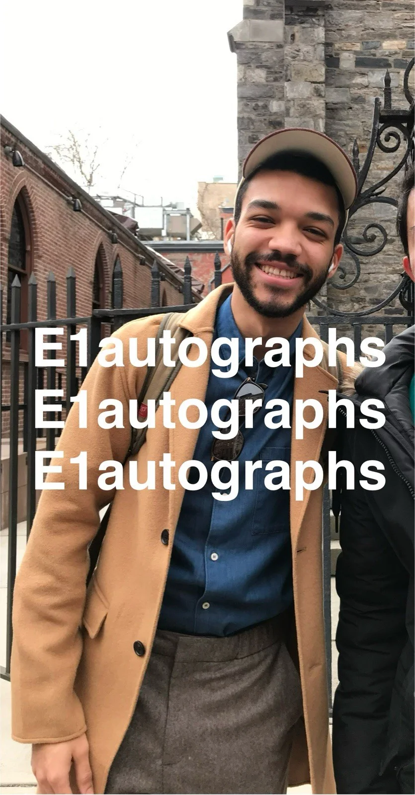 Justice Smith — Justice Smith signed 8x10 photo In Person. Proof. Pokemon. Now You See Me., изображение 2