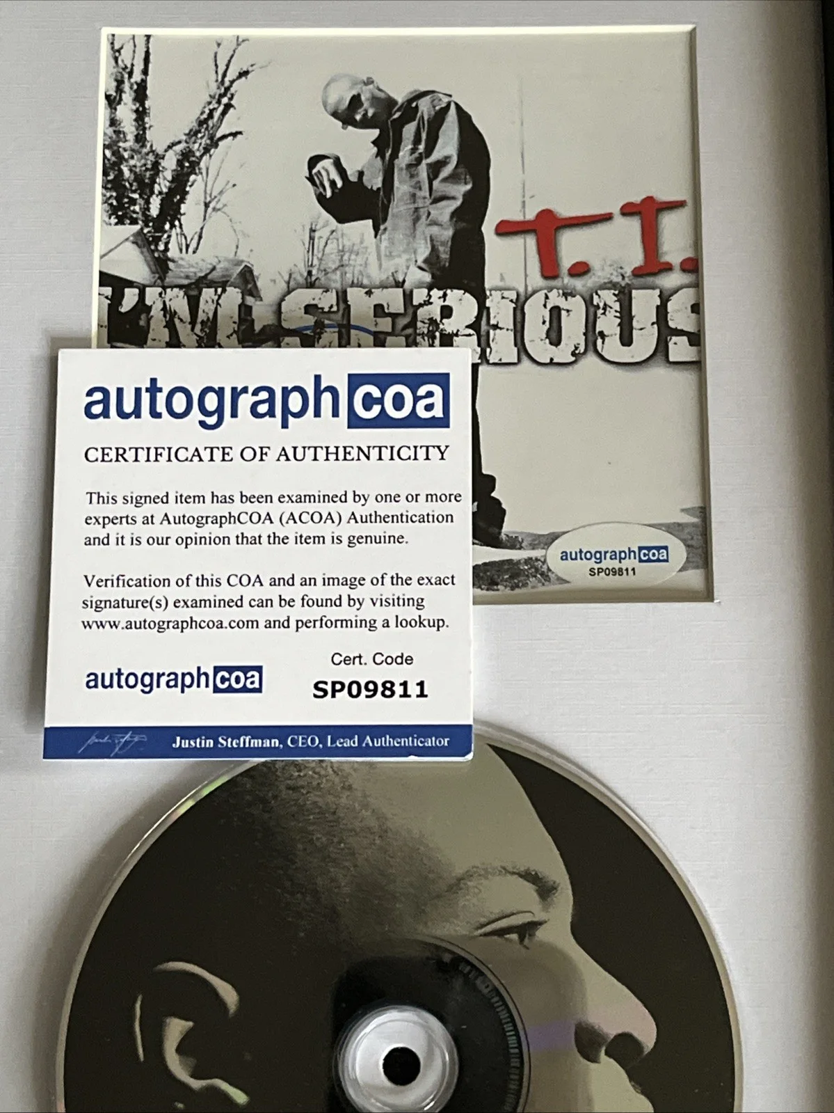 TI T.I. SIGNED AUTOGRAPH FRAMED CD DISPLAY IM SERIOUS ACOA RAP LEGEND HIP HOP, изображение 4