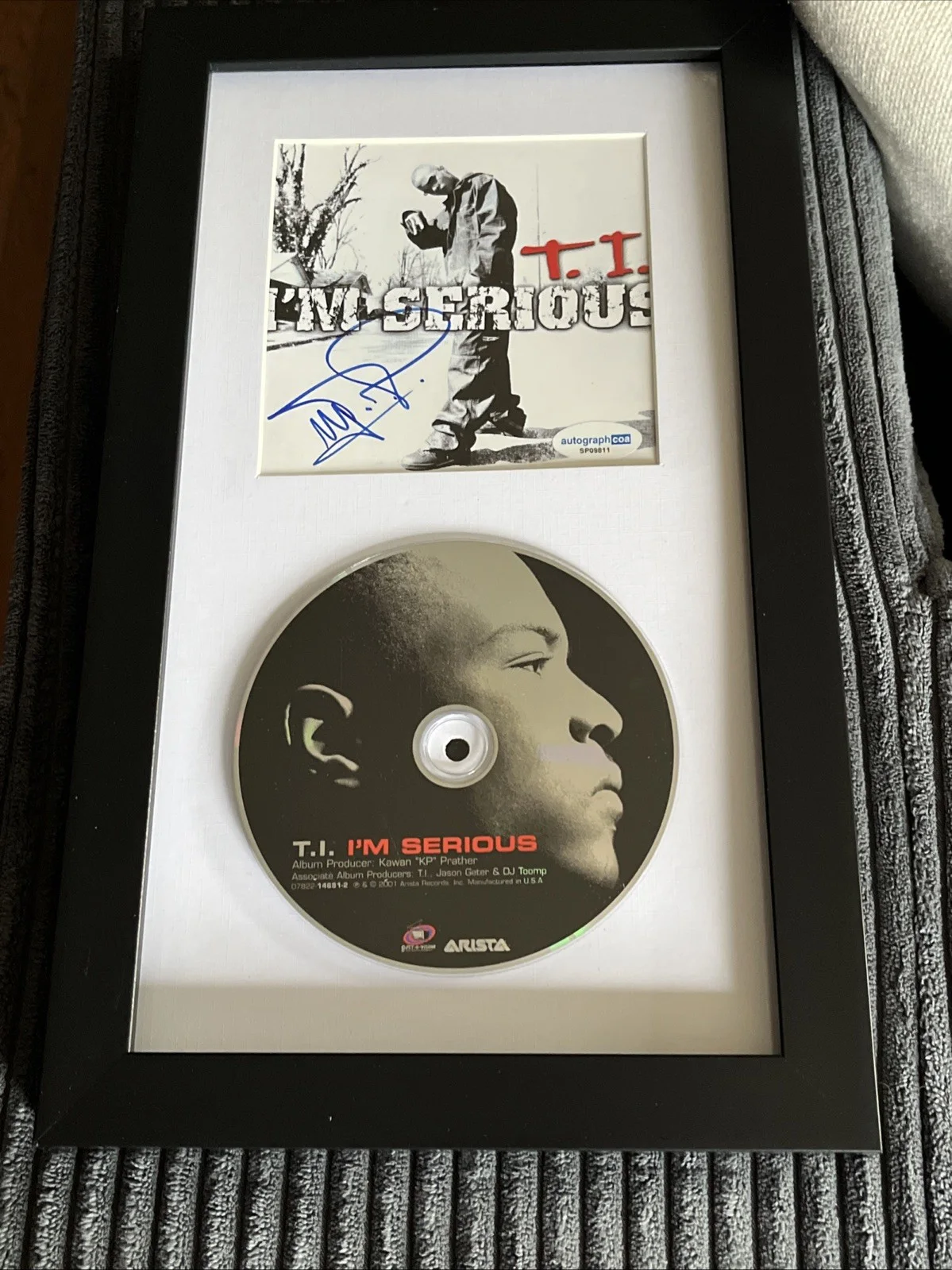 TI T.I. SIGNED AUTOGRAPH FRAMED CD DISPLAY IM SERIOUS ACOA RAP LEGEND HIP HOP, изображение 5