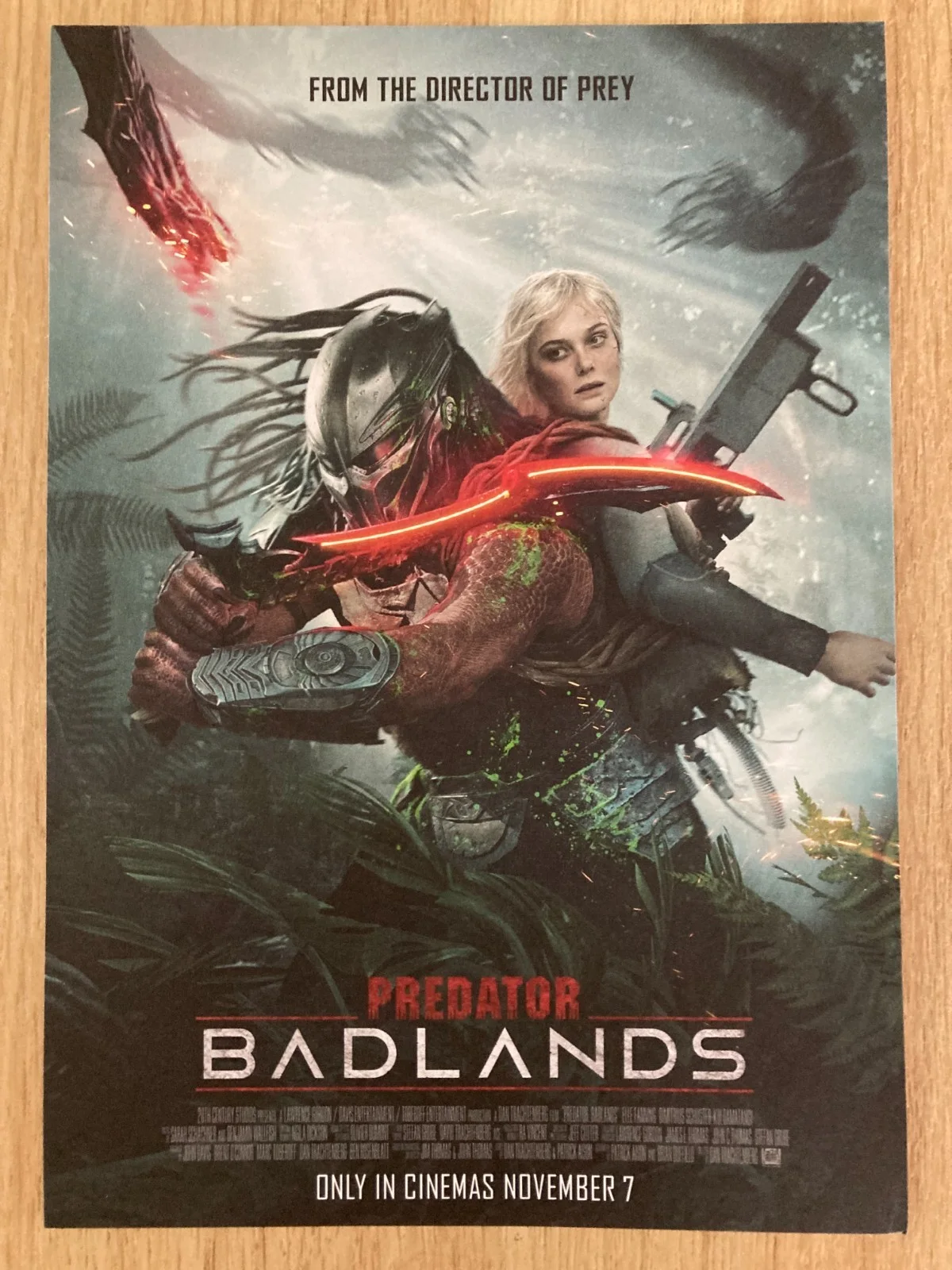 Cinema Poster: PREDATOR BADLANDS 2025 5 x Card / Postcard Set Elle Fanning, image 3