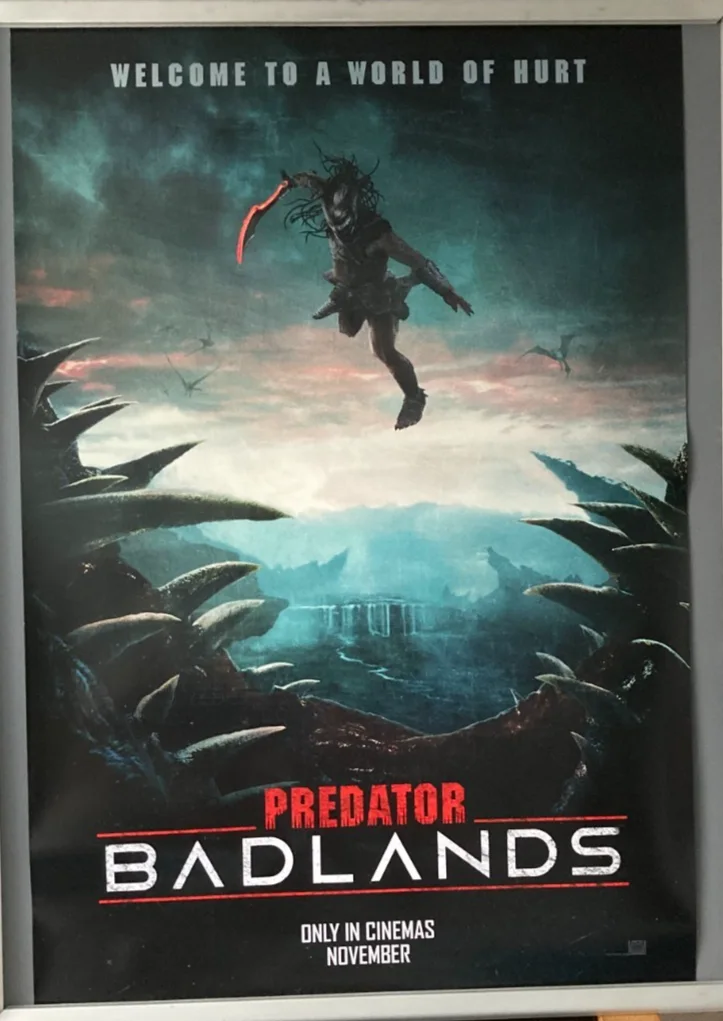 Cinema Poster: PREDATOR BADLANDS 2025 (Advance One Sheet) Elle Fanning, изображение 3