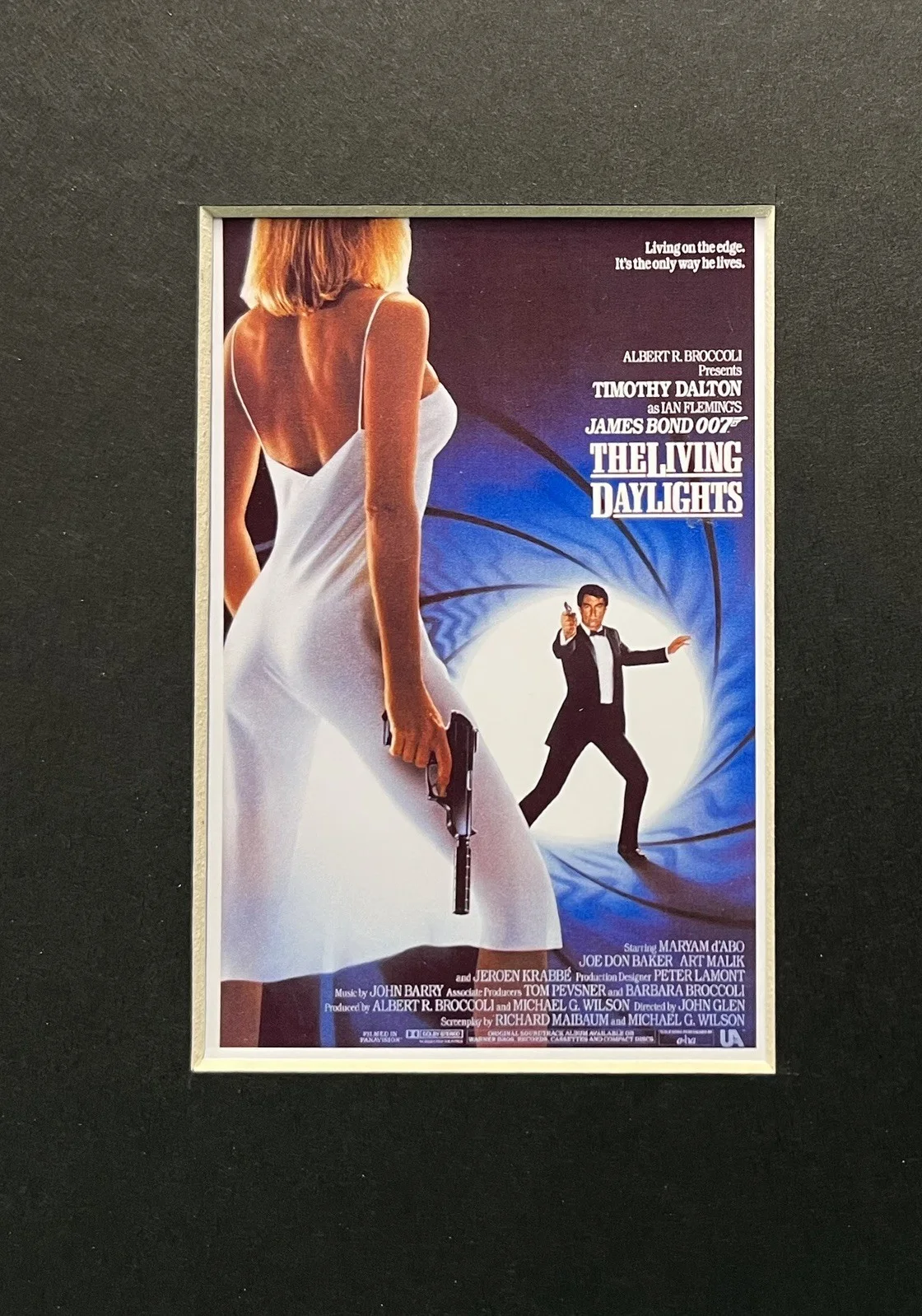 007 JAMES BOND. THE LIVING DAYLIGHTS. 35mm Film Cell Mounted Display, изображение 2
