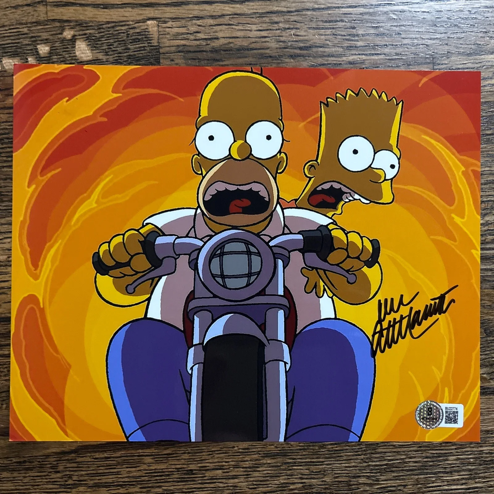 Dan Castellaneta — Dan Castellaneta Signed Homer Simpsons 8x10 Photo with Beckett COA