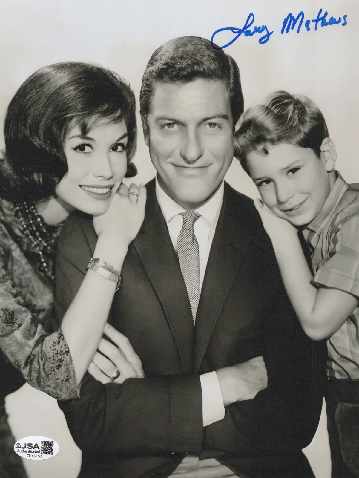 Larry Matthews — LARRY MATTHEWS Signed DICK VAN DYKE SHOW 8x10 Photo RITCHIE Autograph JSA COA