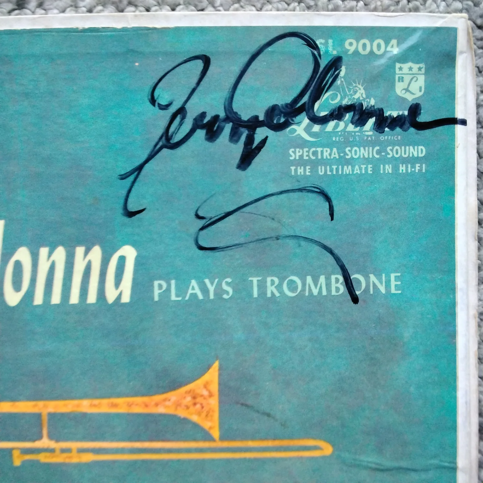 Jerry Colonna SIGNED 1956 Album Actor Musician Trombone Bob Hope USO Road Films, изображение 4