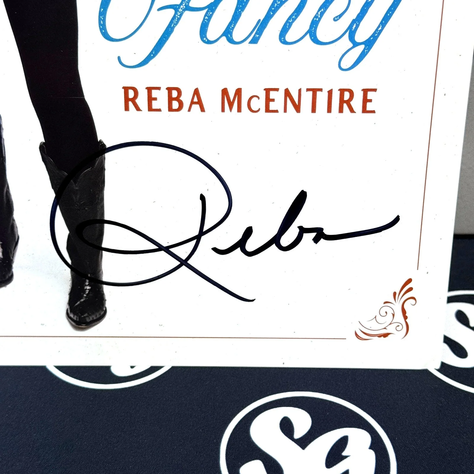 REBA MCENTIRE Signed "Not That Fancy" LP Vinyl Record Insert w/ New Record Auto, изображение 2
