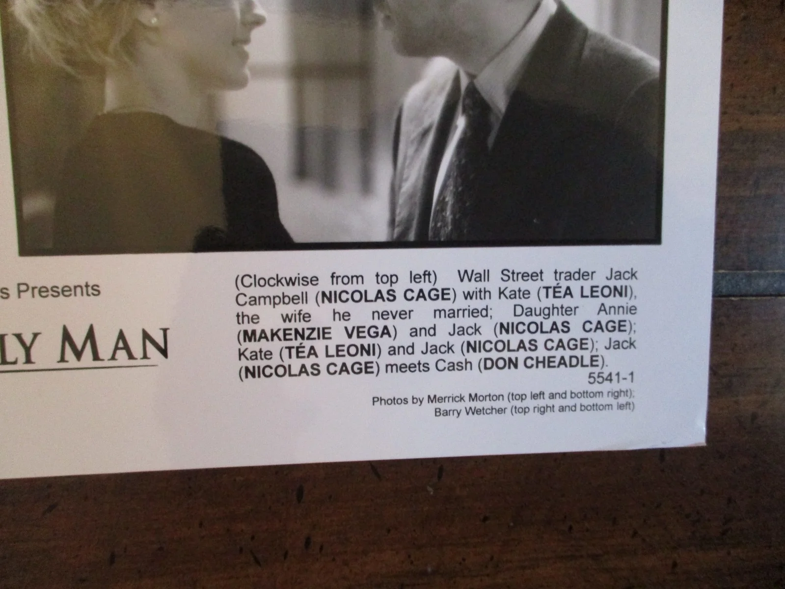 Makenzie Vega/Tea Leoni/Nicolas Cage(THE FAMILY MAN)2000 10x 8 Black/White Photo, изображение 2