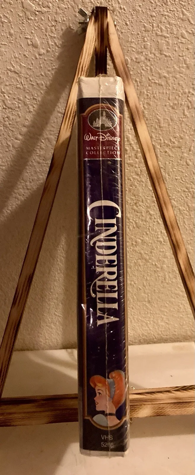 Dual Signed Jennifer Hale/Lily James 1995 Disney Cinderella VHS Clamshell Sealed, изображение 4