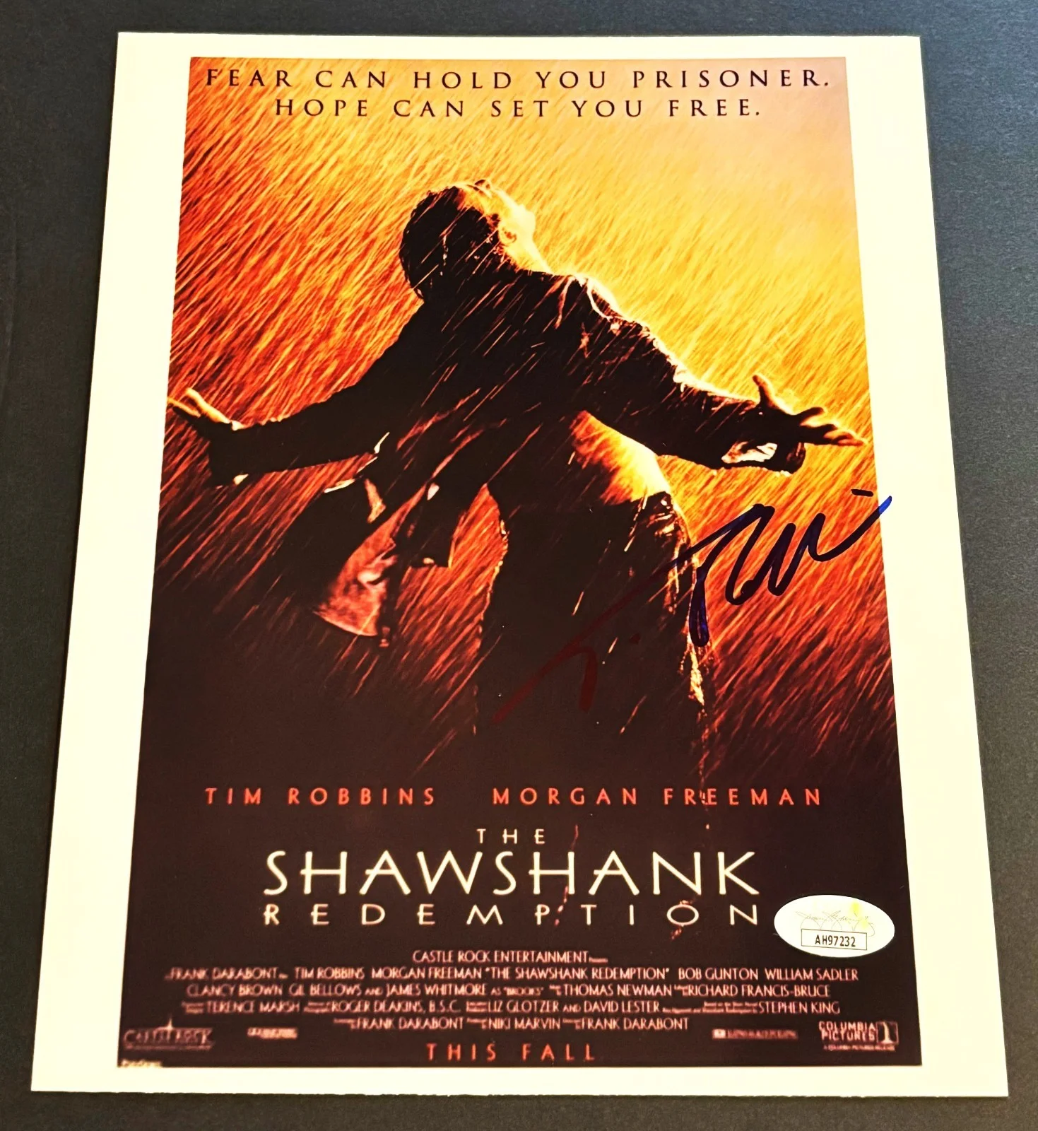 Tim Robbins — The Shawshank Redemption - Tim Robbins Signed 8x10 Photo With JSA COA Andy, изображение 4