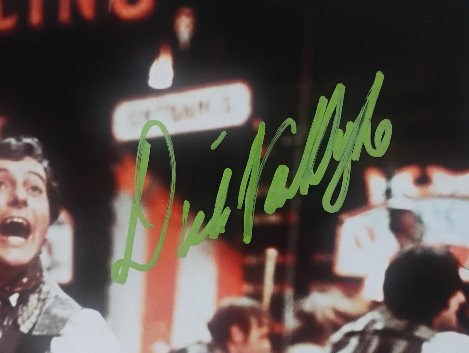 Dick Van Dyke Hand Signed Autograph 11x14 Photo COA, image 2