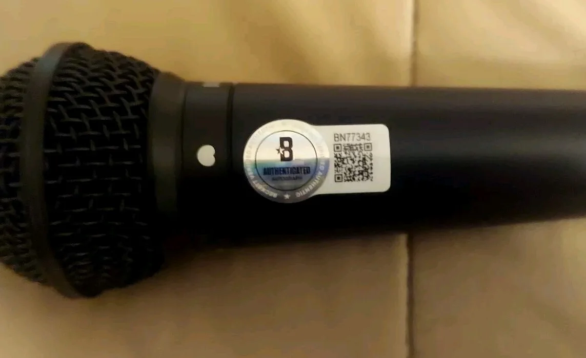 BRENT SMITH SHINEDOWN Signed MICROPHONE BECKETT CERTIFIED BN77343, image 2