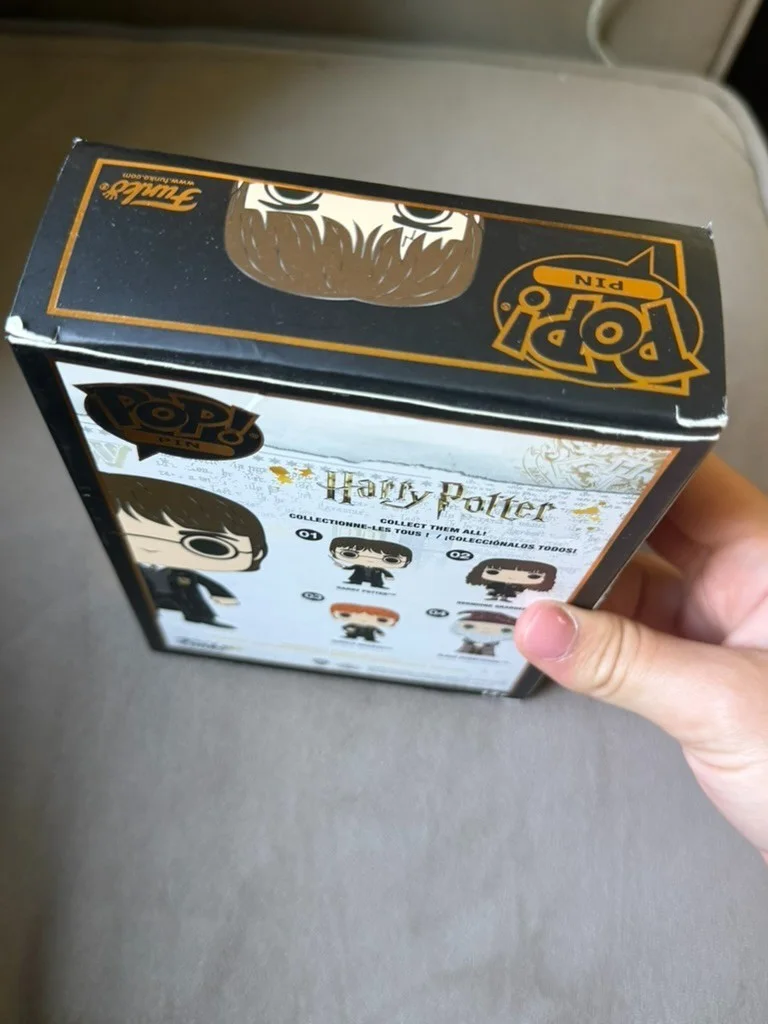Daniel Radcliffe — Daniel Radcliffe Signed Harry Potter Funko Pop Pin Authentic Autograph, image 5