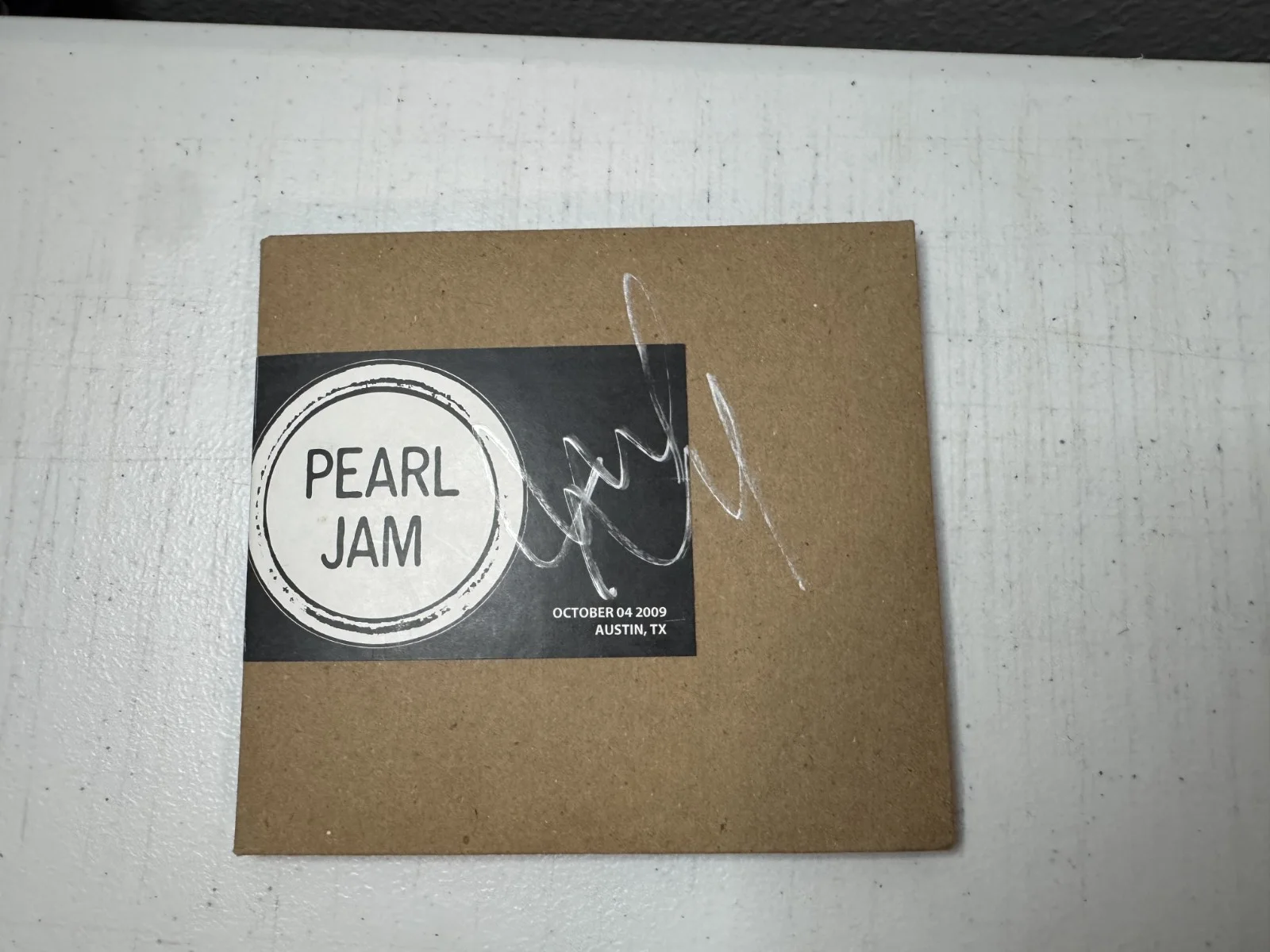 Pearl Jam Bootleg CD Austin, Tx Case w/ Werchter Disc 1 SIGNED by Mike McCready, image 3